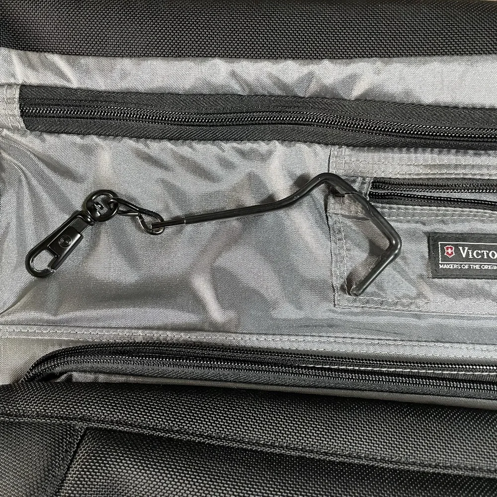 Victorinox Black Garment Bag - Suitcase Travel Bag Suits Shoe Compartment
